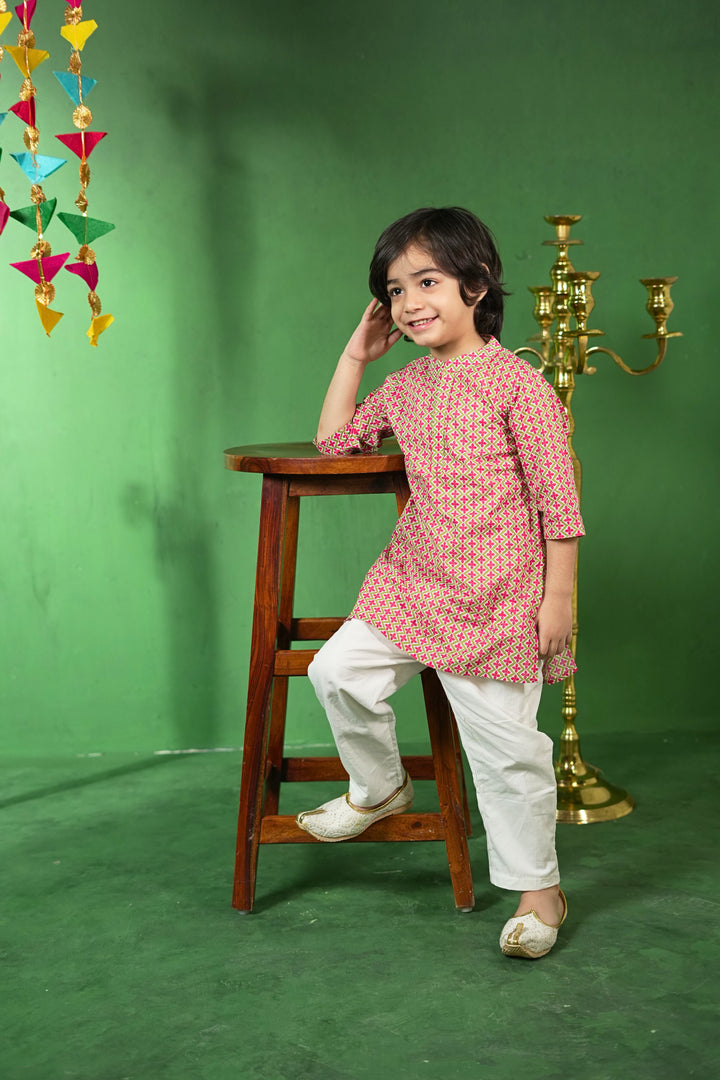 Jaal Printed Kurta Set