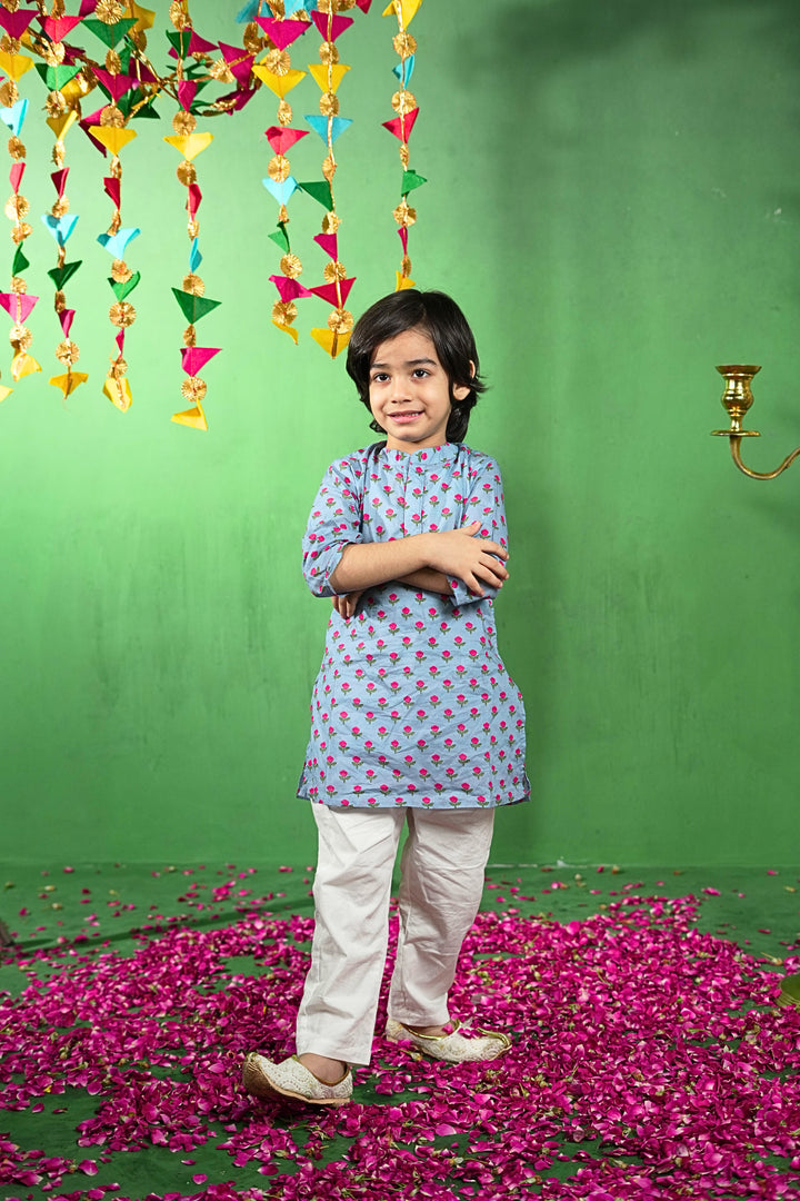 Blue Diamond Print Kurta Set