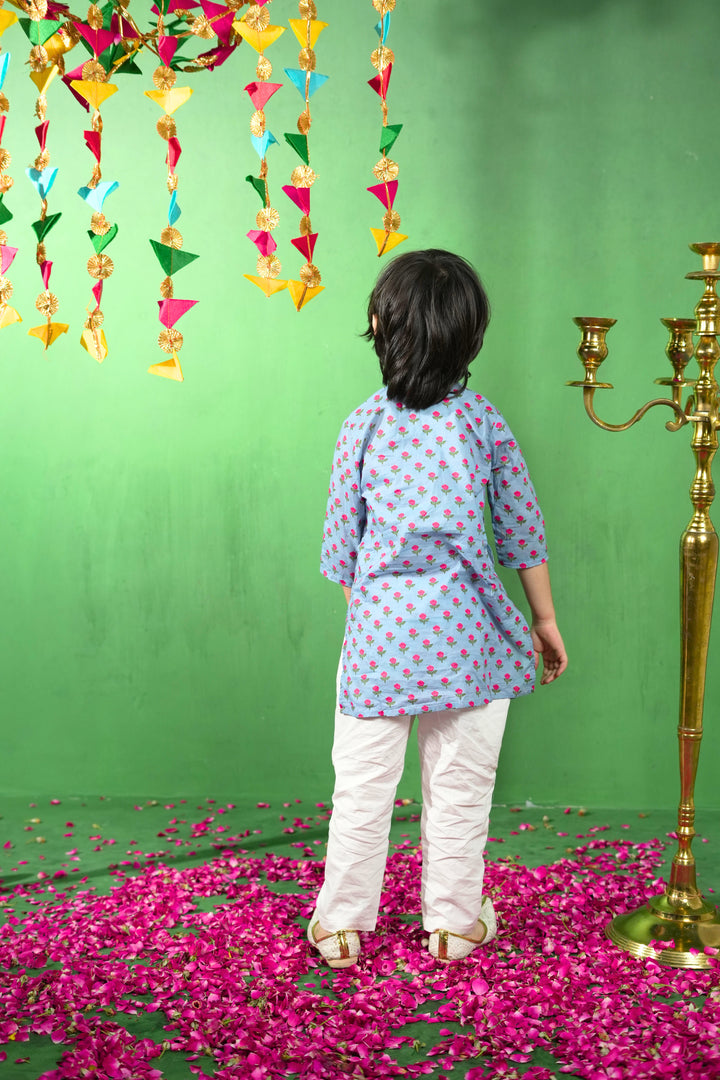 Blue Rose Print Kurta Set
